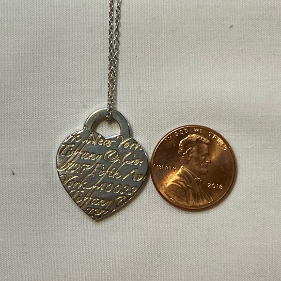 Tiffany Sterling Silver 727 Fifth Avenue New York Heart Large Charm Necklace 16” - Picture 8 of 9